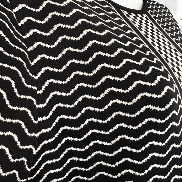 ZARA WOMENS SIZE M SHORT SLEEVE DRESS BLACK / WHITE BNWT (22-093) - Picture 7 of 15